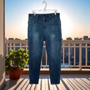 Seven7 High‎ Rise Curvy Skinny Jeans Plus Size 18 Stretch Denim Trending Fit